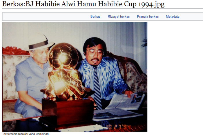 BJ Habibie menjadi ikon turnamen antarklub lokal di Sulawesi, yakni Habibie Cup.