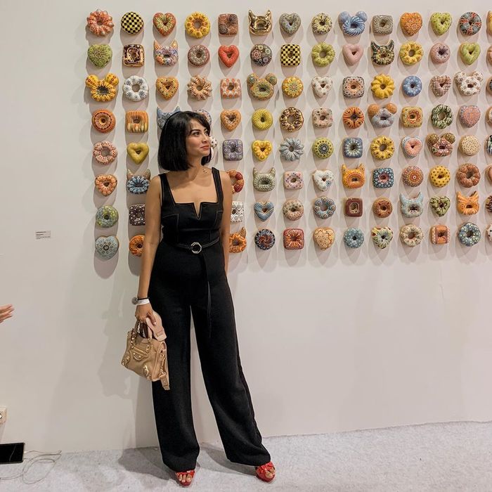 Vanessa Angel tampil seksi dalam balutan jumpsuit belahan dada rendah (Instagram Vanessa Angel