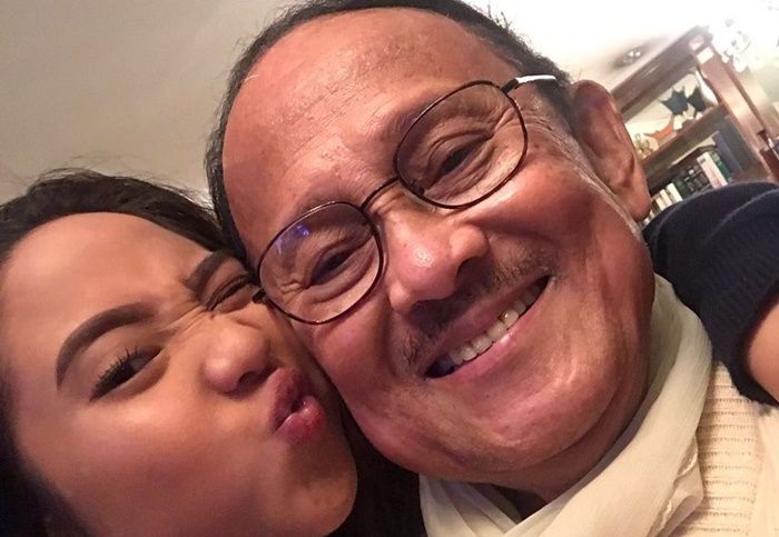 Eyang Habibie bersama Farrah Habibie