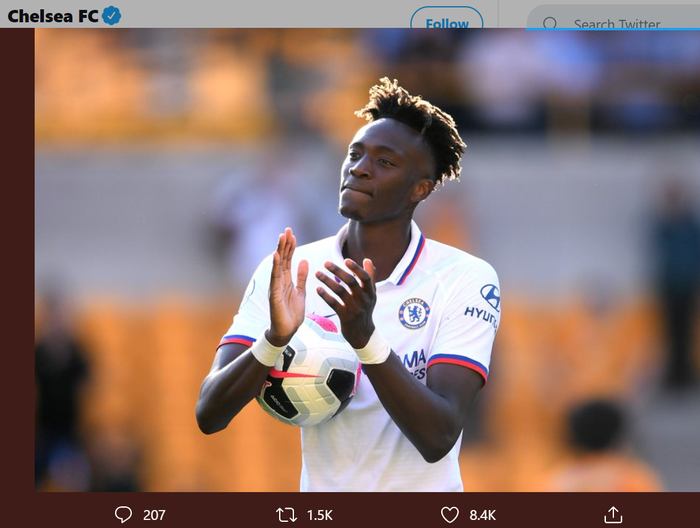 Penyerang muda Chelsea, Tammy Abraham, merayakan gol yang dicetaknya saat menghadapi Wolves di Liga Inggris, Sabtu (14/9/2019).