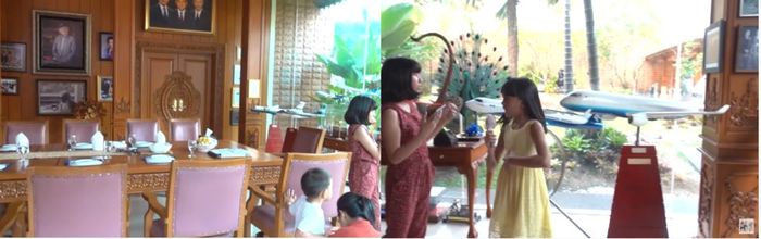 Ruang tamu rumah BJ Habibie