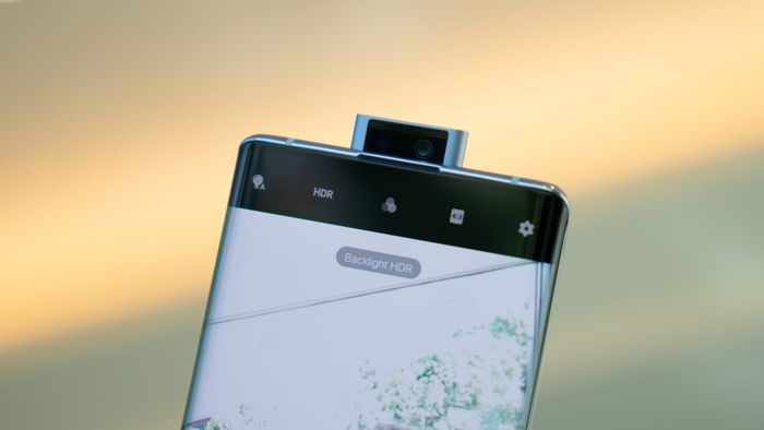 Kamera depan Vivo NEX 3