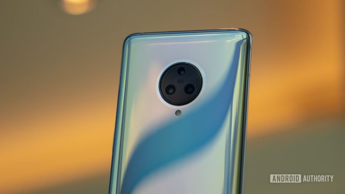Susunan kamera belakang Vivo NEX 3