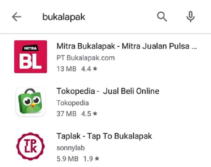 Saat mencari aplikasi Bukalapak di Play Store yang muncul hanya aplikasi mitra Bukalapak