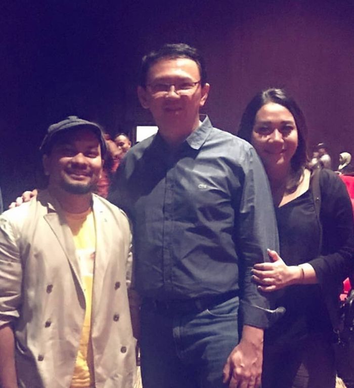 Puput Nastiti Devi dan Ahok foto bareng Tompi