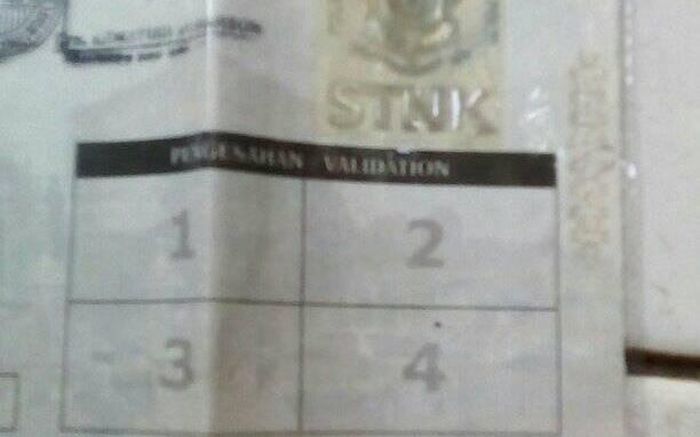 DOK MOTOR Plus
Kolom PENYESAHAN STNK harus distempel setiap tahun di Samsat ketika bayar pajak