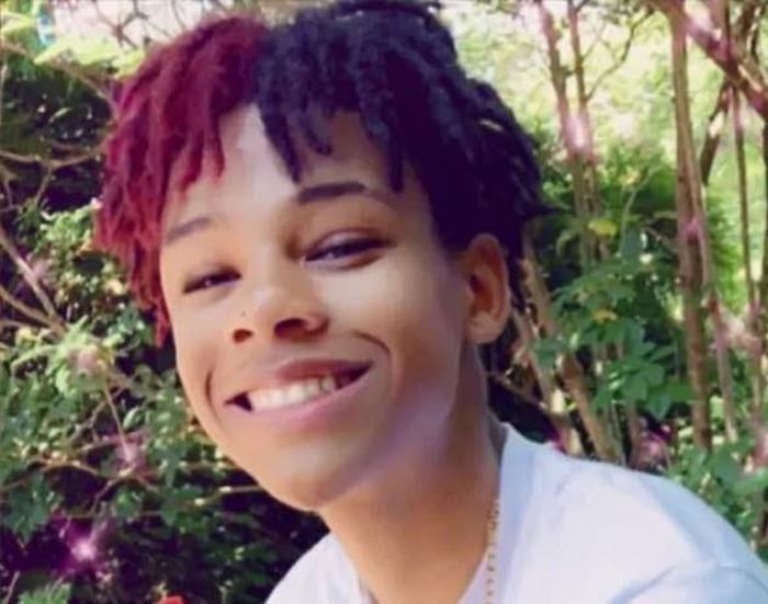 Khaseen Morris, 16, telah meninggal setelah ditikam saat perkelahian.