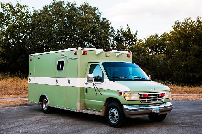 Ambulans tua Michael