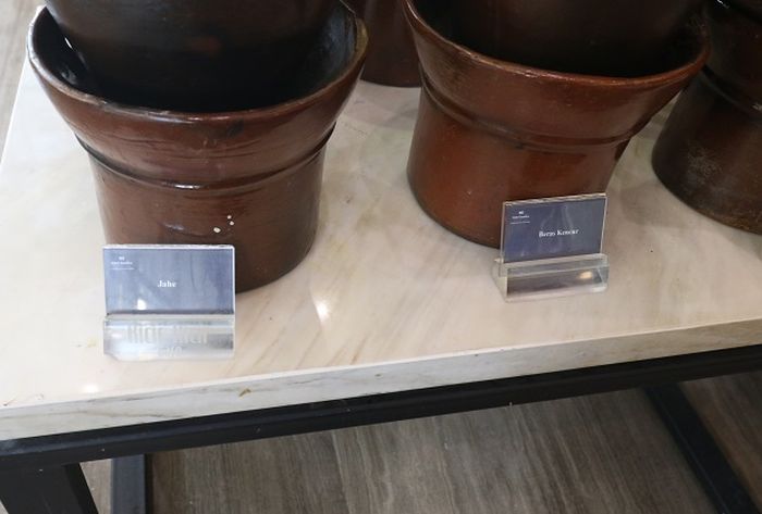 Two Jameu drinks are served on Kicir-Kicir Restaurant, Santika Premiere Hayam Wuruk