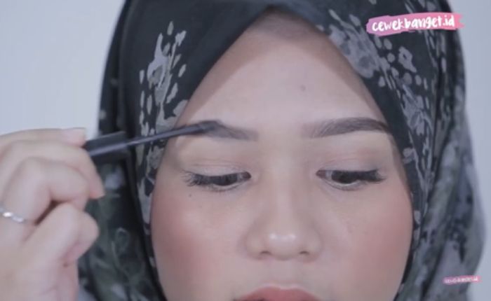 Tips bikin alis ala cewek Korea
 
