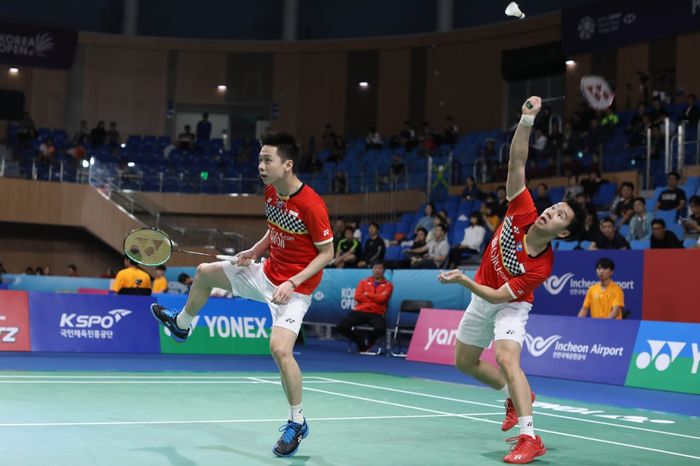 Pasangan ganda putra Indonesia, Marcus Fernaldi Gideon/Kevin Sanjaya Sukamuljo, tampil pada babak pertama Korea Open 2019 di di Incheon Airport Skydome, Korea Selatan, Rabu (25/9/2019).