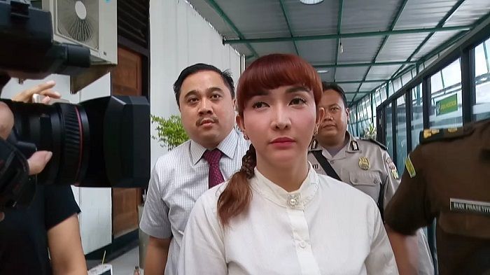Roro Fitria