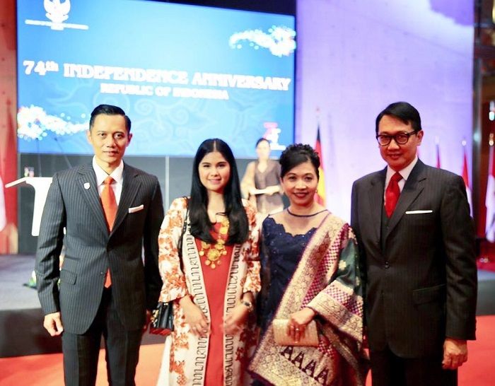 Tampil Anggun Saat Hadiri Resepsi Hari Kemerdekaan RI di Berlin, Annisa Pohan Jadi Sorotan Gara-gara Perut Buncitnya, Hamil Adik Almira?