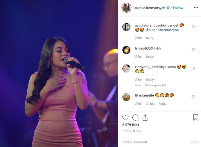 Komentar netizen karena penampilan seksi Aurel Hermansyah