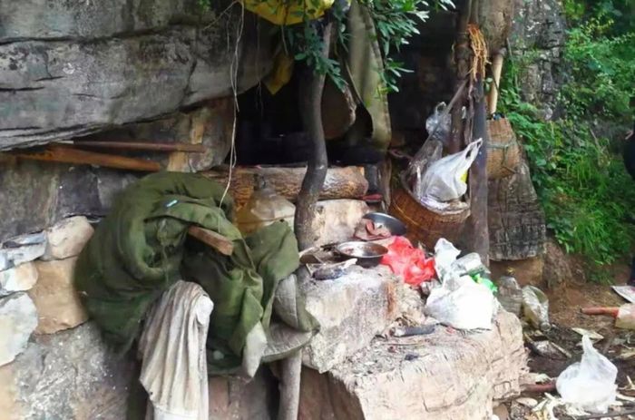 Gua persembunyian Song Jiang