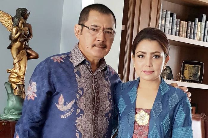 11 Tahun Lalu Bersimpuh di Depan Jasad Soeharto, Mayangsari dan Bambang Trihatmodjo Malah Diusir Keluarga Cendana