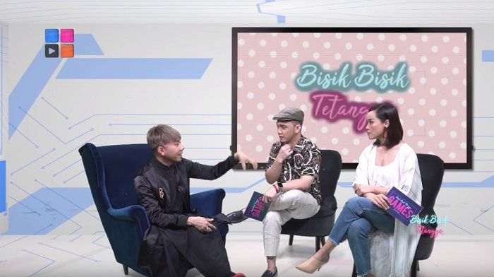 Roy Kiyoshi memperagakan saat dicakar oleh Lucinta Luna