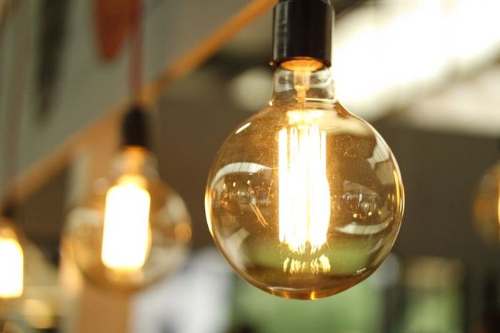 (Ilustrasi) lampu