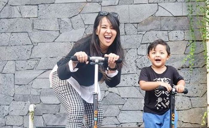 Chua Kotak dan Raja.
