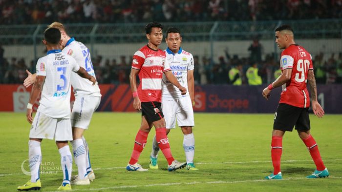 Kadek Raditya menjalani debut bersama Madura United saat menjamu Persib Bandung pada pekan ke-22 Liga 1 2019.