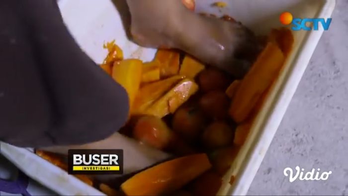 Viral Video Pembuatan Saus Tomat Menggunakan Kaki, Produsen Sebut Ada Kandungan Vitamin E Padahal Bisa Mengancam Nyawa