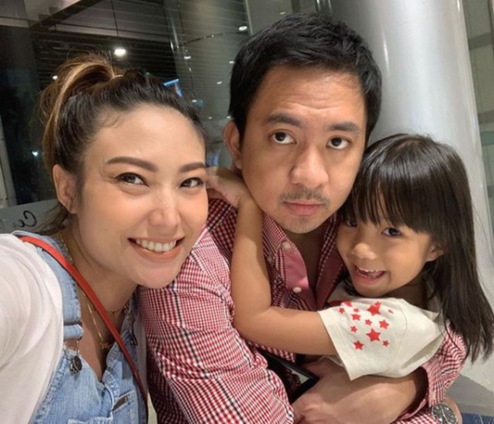 Bentak Istri di Depan Mertua Saat Makan, Suami Ayu Dewi yang Pengusaha Kaya Banjir Protes Warganet: 'Gak Lucu Pak Regi!'