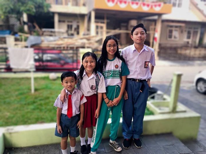 Kepoin 7 Potret Kompak 3 Anak Pasha Ungu dan Okie Agustina: Kiesha