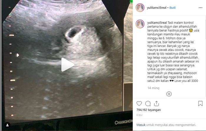Juli lalu Mama Lita unggah foto kehamilannya yang menginjak usia dua minggu.
Instagram/yulitamci5real