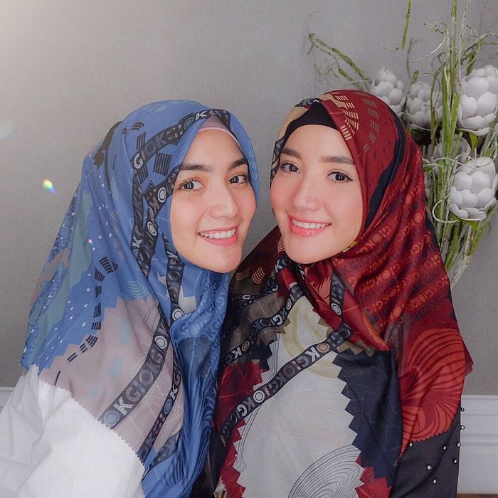 Erica Putri & Citra Kirana (instagram.com/ericaputrii)