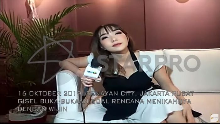 Gisella Anastasia menanggapi kabar kedekatan Gading Marten dan Juria Hartmans