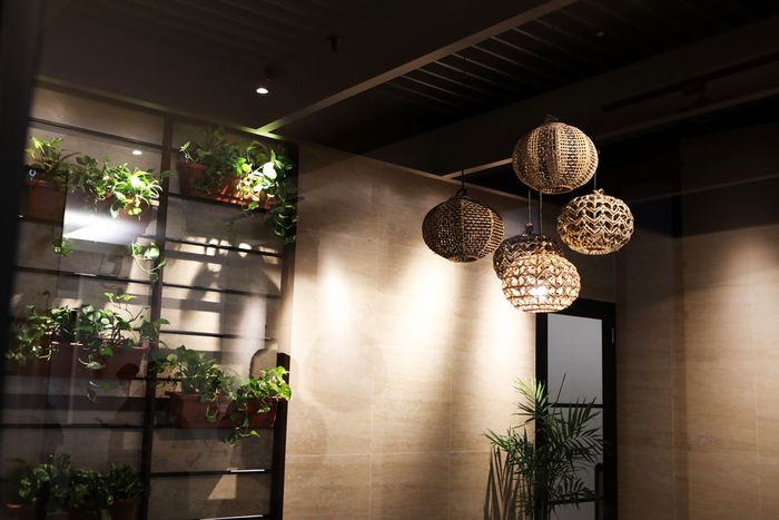 Salah satu sudut menarik di showroom Essenza