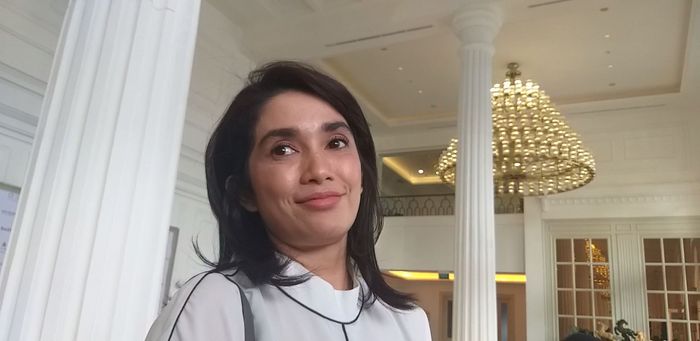 Ussy Sulistiawaty angkat bicara masalah rumah tangganya