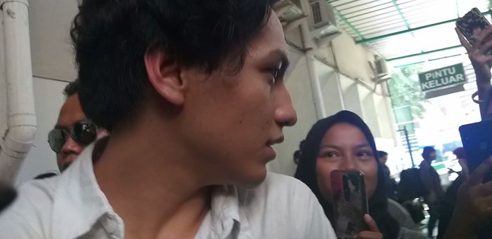Jefri Nichol saat ditemui Grid.ID di kawasan Pengadilan Grid.ID/Rissa Indrastyegeri Jakarta Selatan, Senin (21/10/2019).
