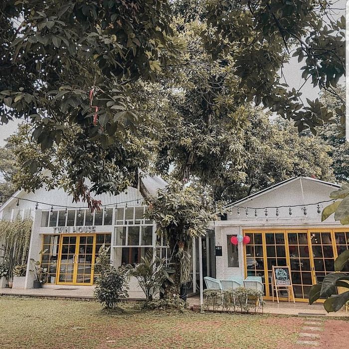 Kafe Twin House