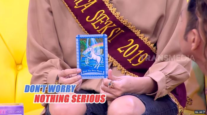 Kartu yang menunjukan kesehatan Raffi baik-baik saja