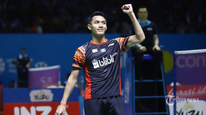 Pebulu tangkis tunggal putra Indonesia, Jonatan Christie saat bertanding pada babak II Indonesia Open 2019, di Istora Senayan, Jakarta Pusat, Kamis (18/7/2019).