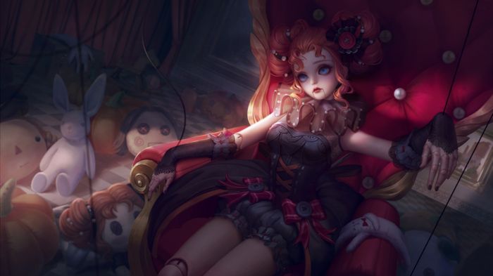 Angela (Scream Doll)