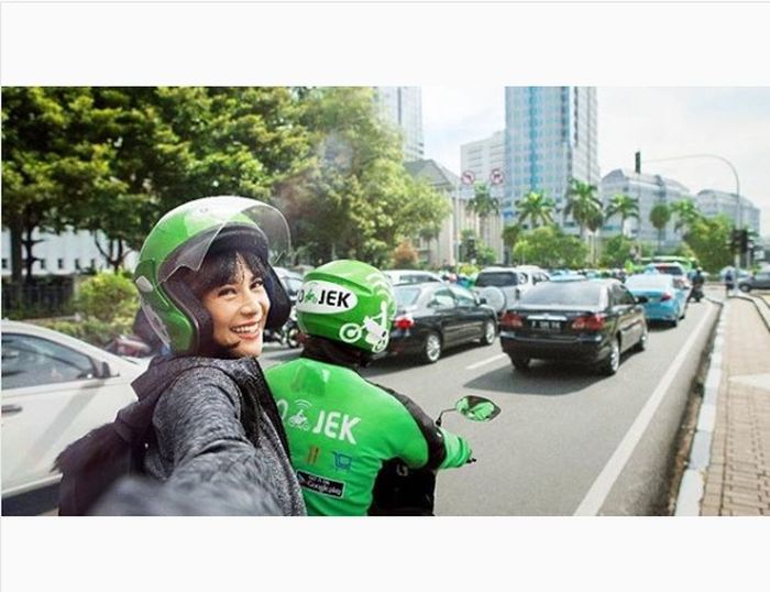 Kesederhanaan Dian SastroInstagram/@therealdisastr