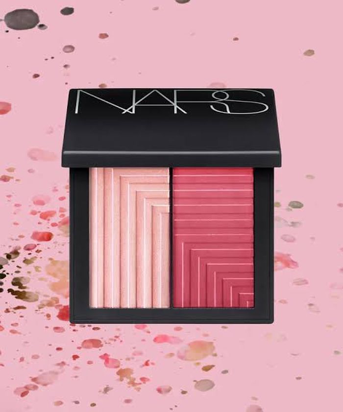 Pilihan Blush On yang Cocok untuk Setiap Warna Kulit