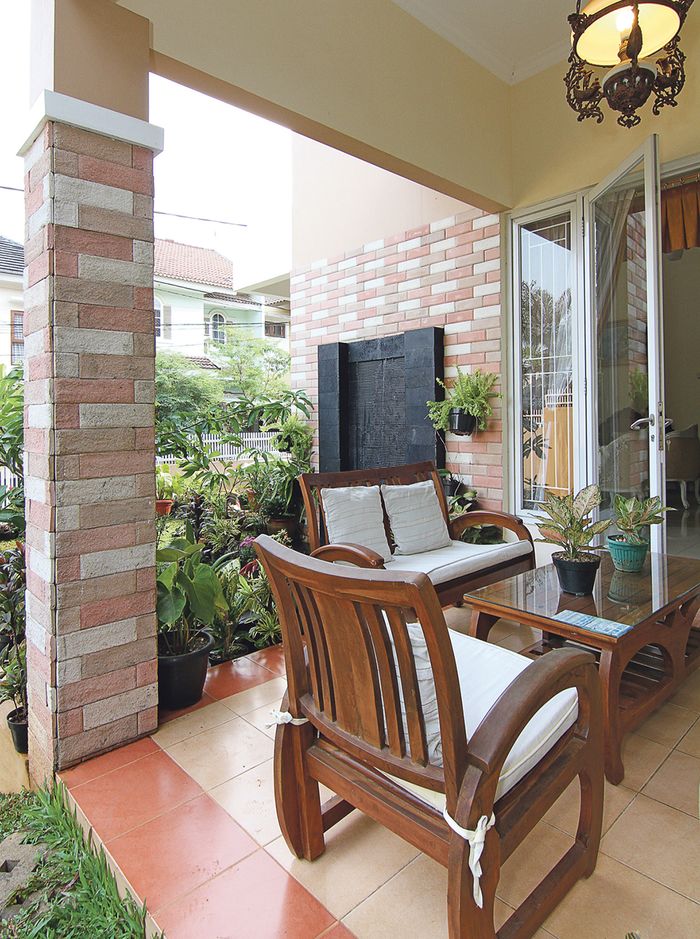 Bentuk Teras Persegi atau Persegi Panjang, Begini Cara Tepat Menatanya