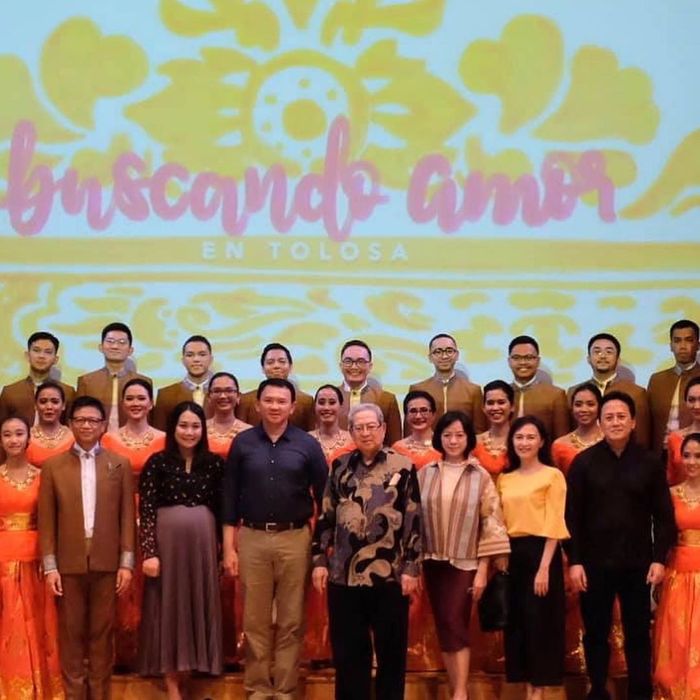 instgaram.com/xtinehp
Penampilan Puput Nastiti Devi istri Ahok yang tengah hamil besar saat nonton konser paduan suara