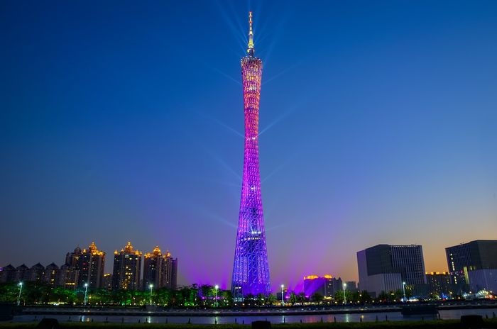 Ada yang Mencapai 600 Meter, Inilah 5 Menara Tertinggi di Dunia Bobo