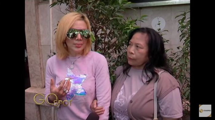 Barbie Kumalasari jenguk Galih Ginanjar bareng ibu mertua