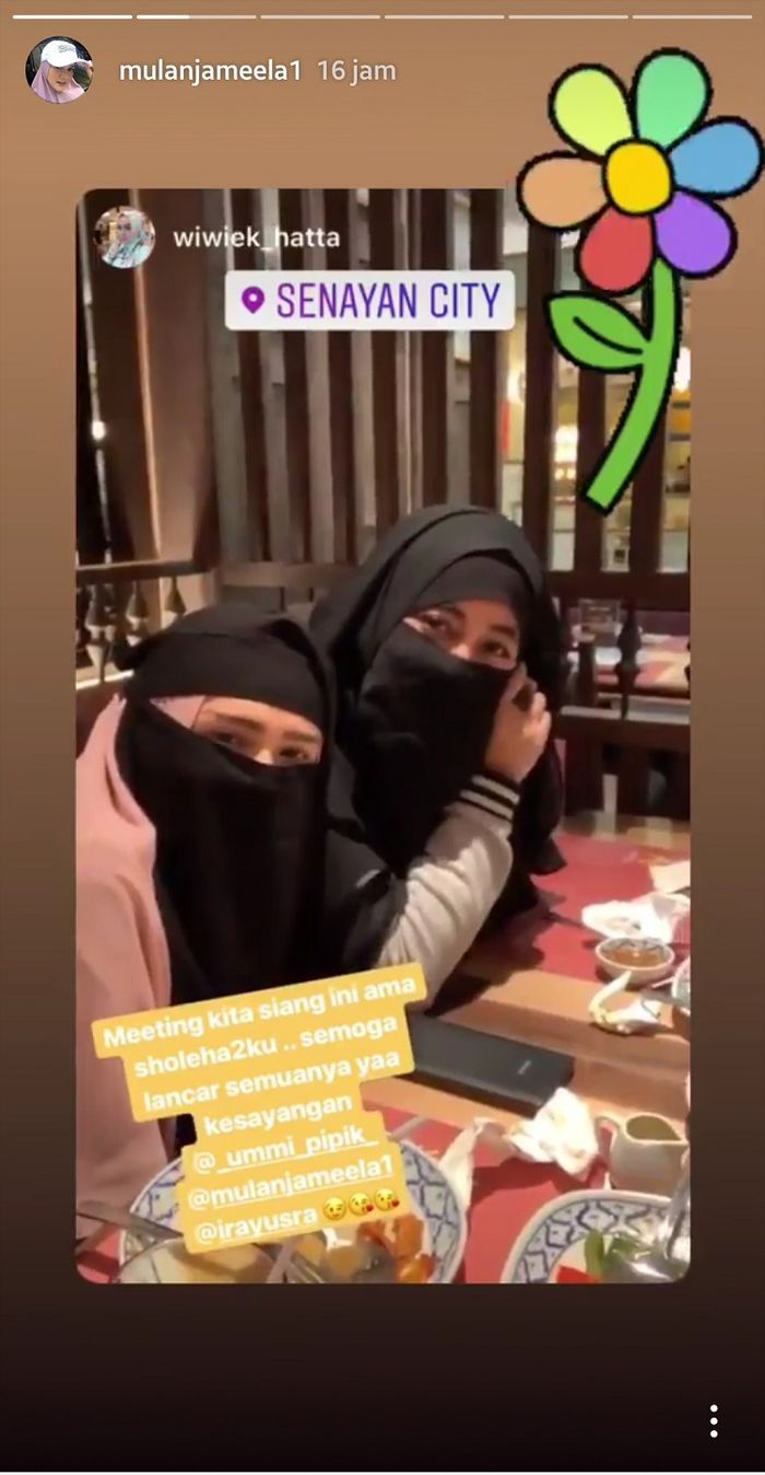Saat Mulan jameela bercadar