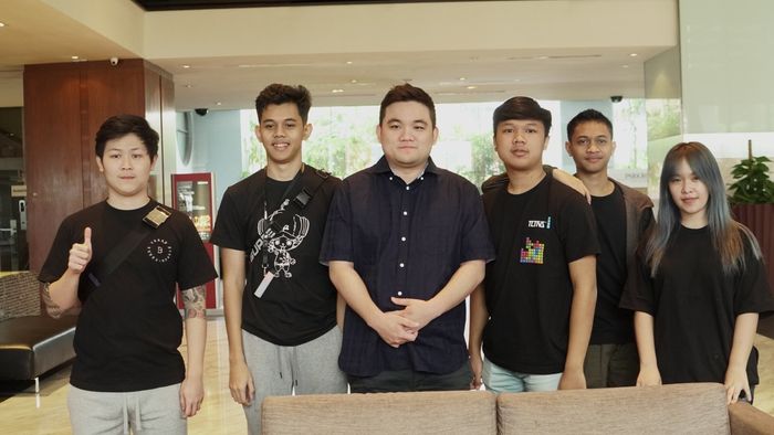 EVOS Esports with its manager, Nad, at Hotel ParkRoyale, Kuala Lumpur, Malaysia