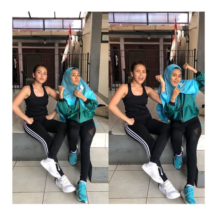 instagram.com/ayutingting92
Tampilan seksi Ayu Ting Ting pakai tank top saat olahraga