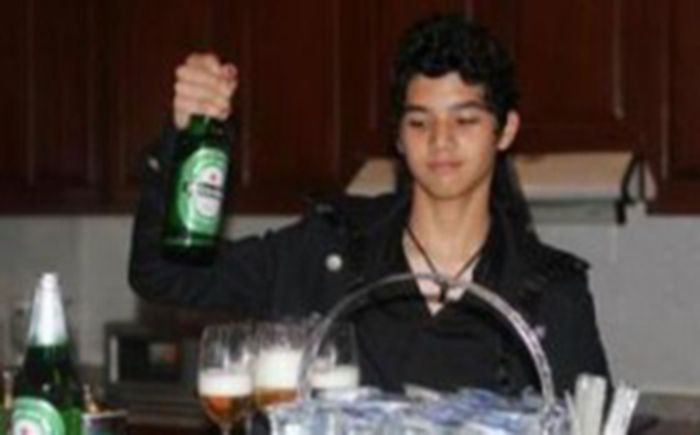Al Ghazali terciduk minum alkohol