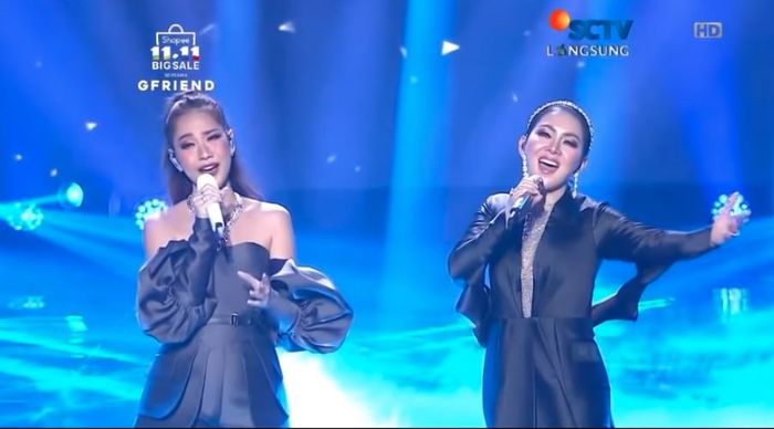 Penampilan Syahrini dan Bunga Cityra Lestari saat tampil berduet di panggung Shoppe 11.11 Big Sale TV Show yang jadi sorotan