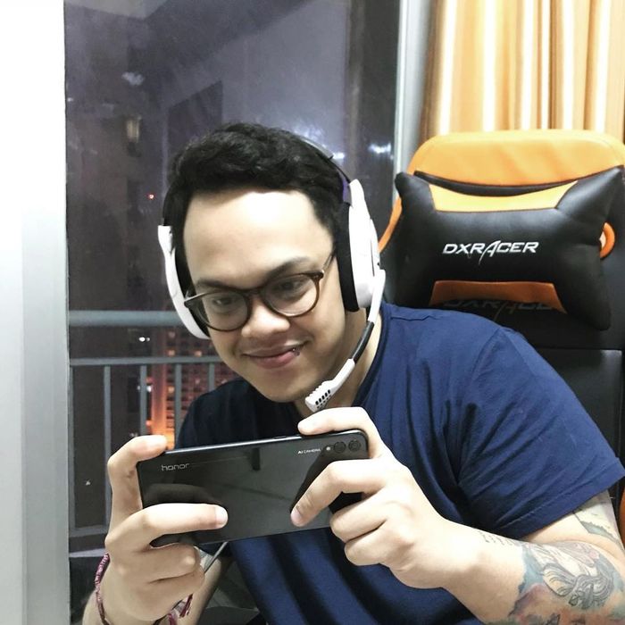 Intip 5 Pesona Marlo Ernesto Putra Bungsu Andy Noya Yang Gaul Abis Semua Halaman Cewekbanget