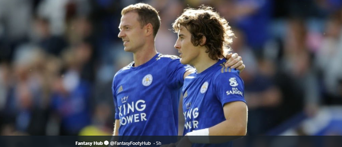 Duet bek Leicester, Jonny Evans dan Caglar Soyuncu menjadi incaran Manchester City.